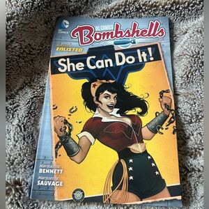 DC Bombshells Volume 1 - Enlisted